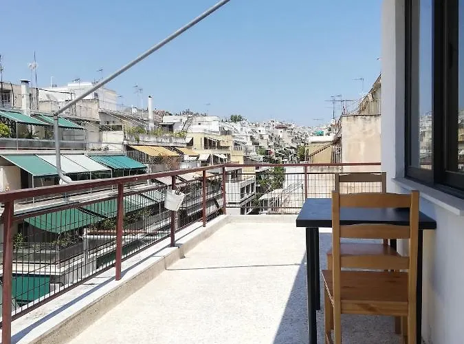 5Th Floor Apartment With City View Athen, Griechenland