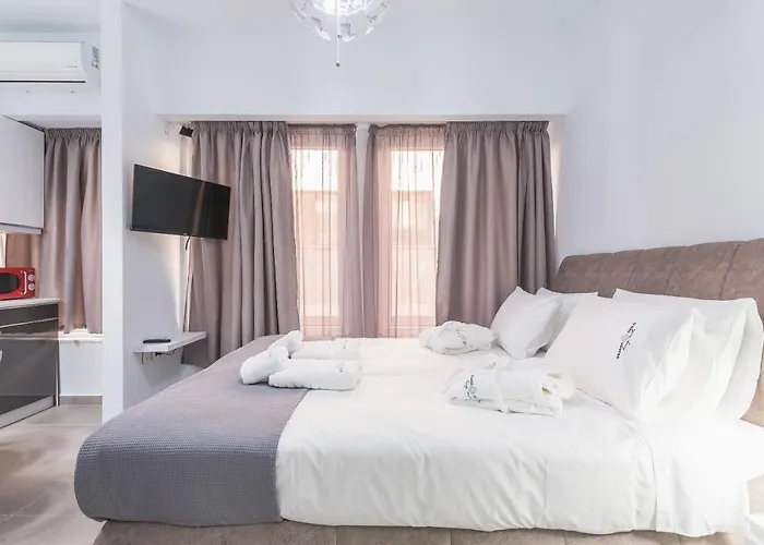 Iguana Gold Luxury Suites 1Min From Ermou Str Atene, Grecia