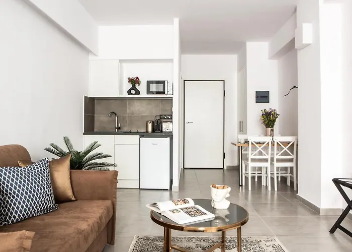 Ferienwohnung The Square Six Athen, Griechenland