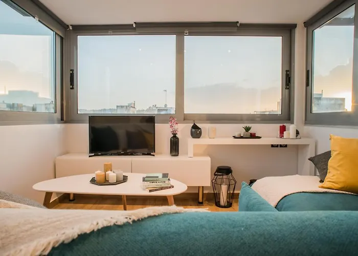 Athenian Living Suites, Grecia