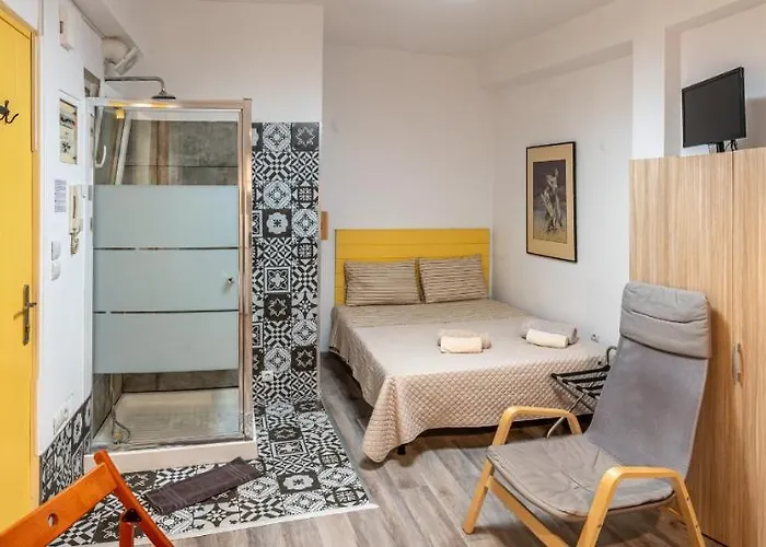 Ground Studio In Bohemian Psiri In The Historic Center-In Vivo Apartments Athen, Griechenland
