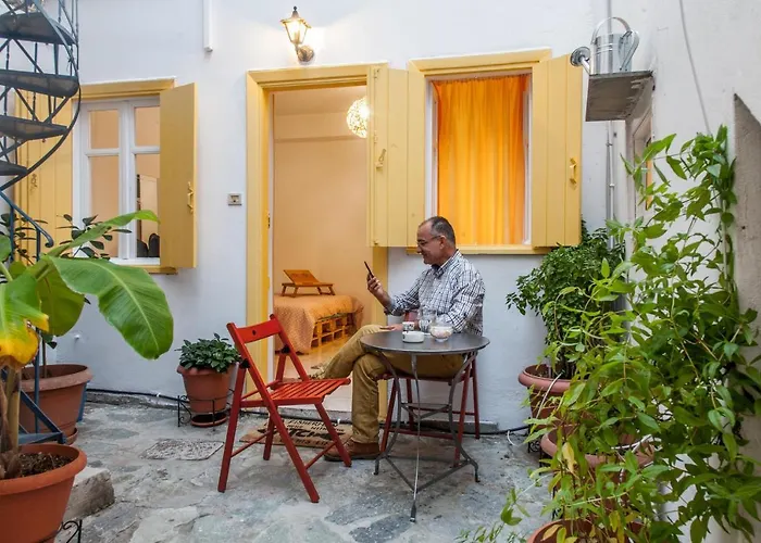 Ground Studio In Bohemian Psiri In The Historic Center-In Vivo Apartments Atene, Grecia