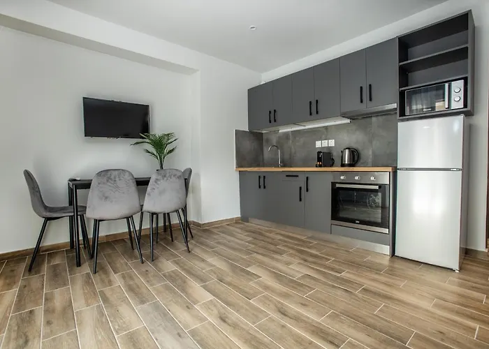 Raise Averof Serviced Apartments Atene, Grecia