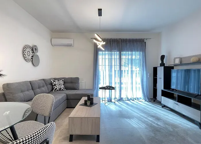 Appartamento Athenean Modern Escape Near Marina Flisvos, Grecia