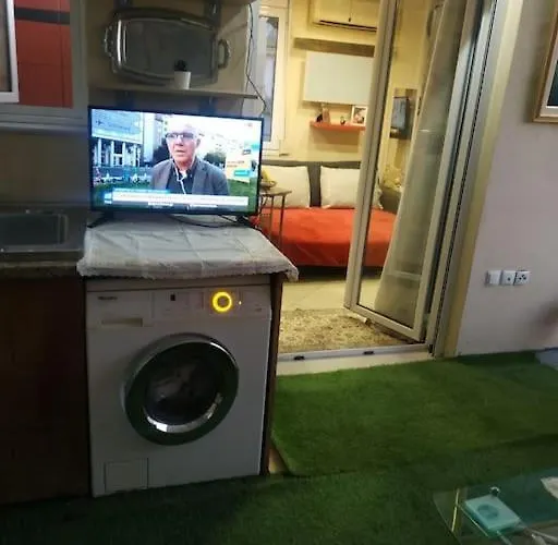 Spacious Private Rooftop Studio, Mountain And Sea View Αθήνα, Ελλάδα