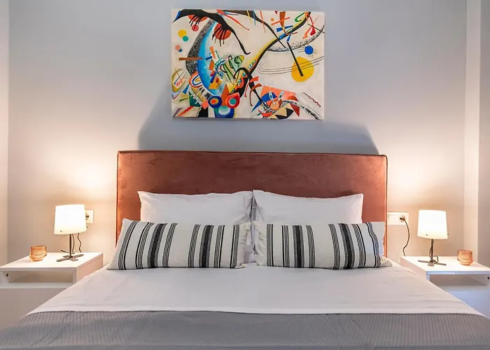 Athenian Center Apartments, Ελλάδα