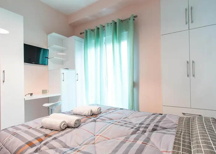Athens Innova Apartment II, Ελλάδα
