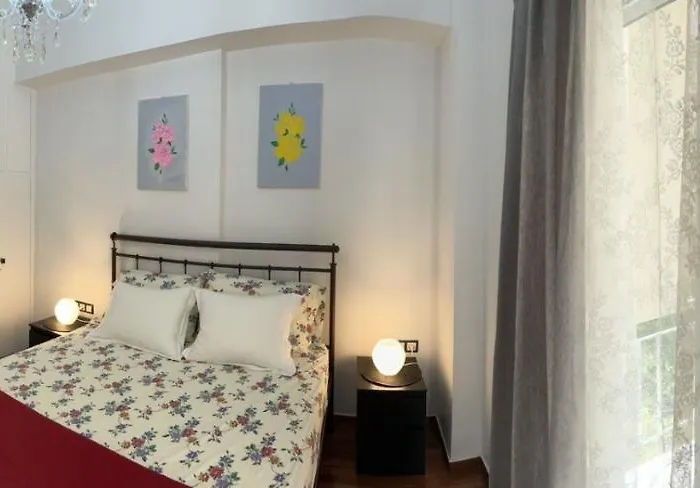 Como La Flor, Gizi Attikis Αθήνα, Ελλάδα
