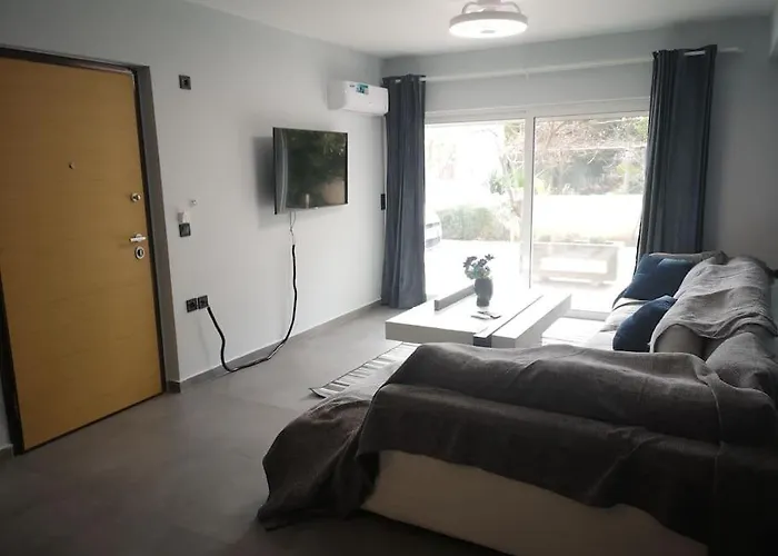 Ground Floor Apt. With Garden, Timfristou 86 Chalandri Αθήνα, Ελλάδα