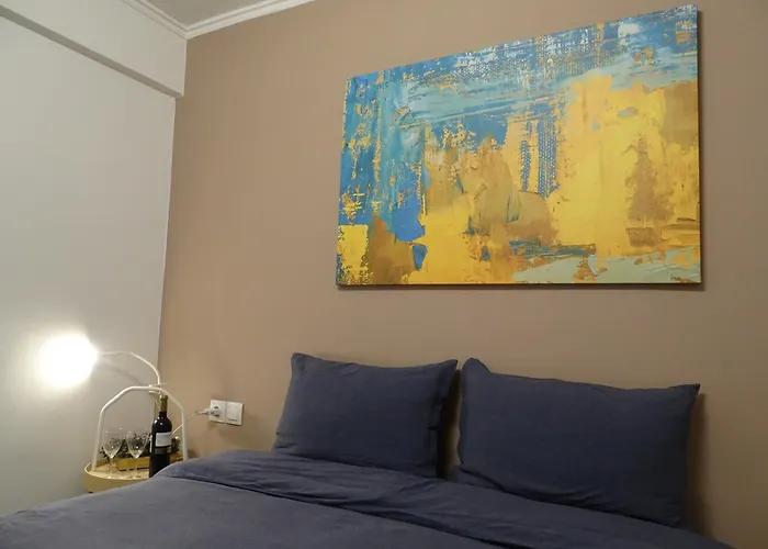 Stylish, Comfortable, Basement Loft-Like Apartment With Amenities Atene, Grecia