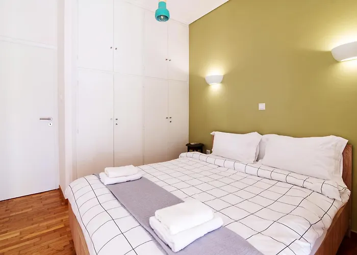 Cozy - Bright & New Apart. - Downtown Atene, Grecia