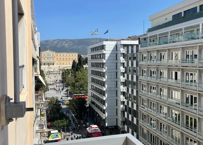 2 Bd Apt In Syntagma With Acropolis View Ateny, Grecja