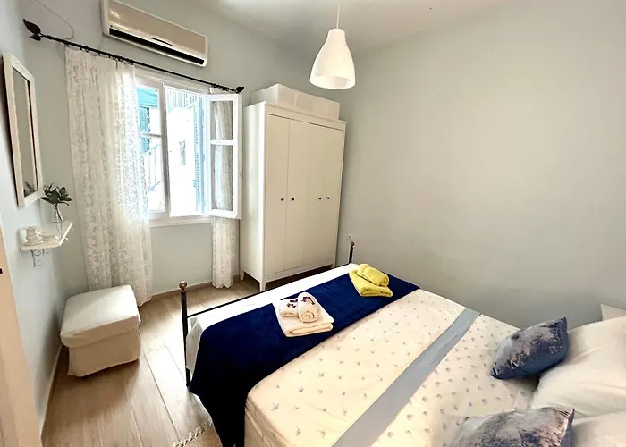 Cozy House With Backyard At Iraklio Attikis Διαμέρισμα Αθήνα, Ελλάδα