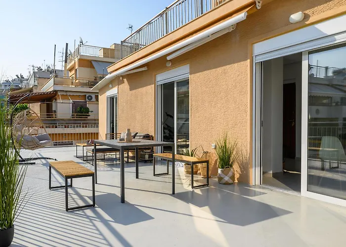 The H Experience - Urban 2Bd Rooftop Athens Center, Greece