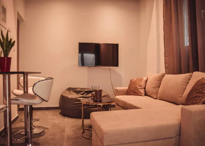 Galaxyhome Atene, Grecia