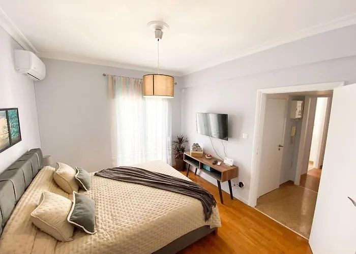 6Th Floor Apartment In Ateny, Grecja