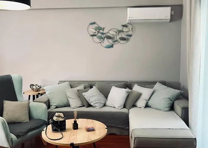 Brand New Brilliant Apartment At Athenian Riviera, Griechenland