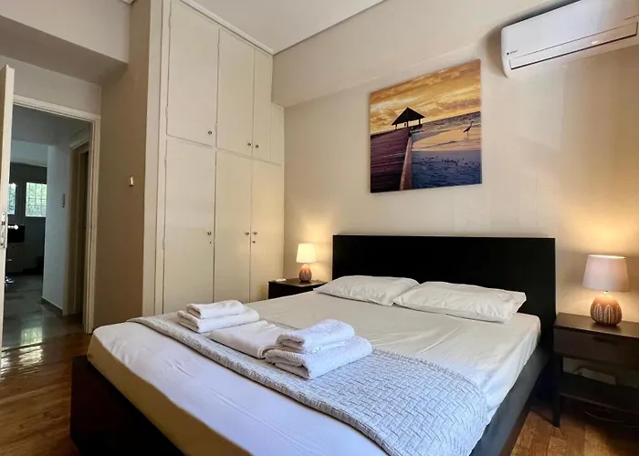 Modern & Cozy 51Sqm Apt In Thisseio Athens, Greece