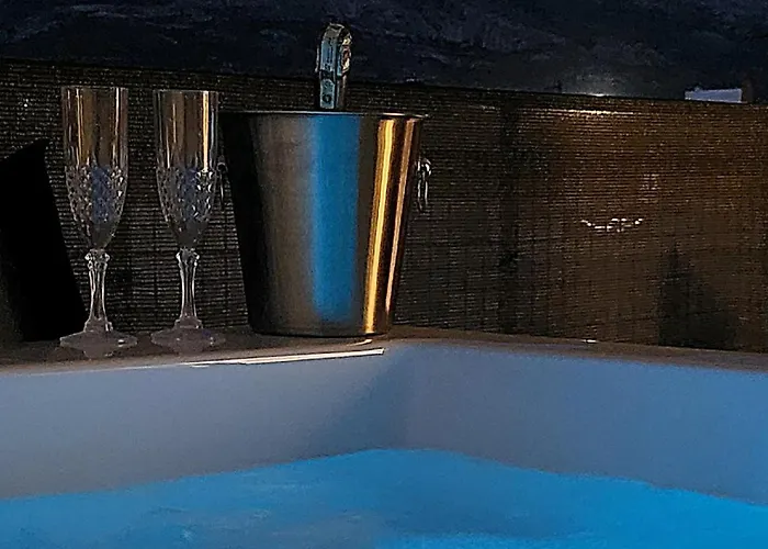 Acropolis Oasis Jacuzzi Apartment Athens, Greece