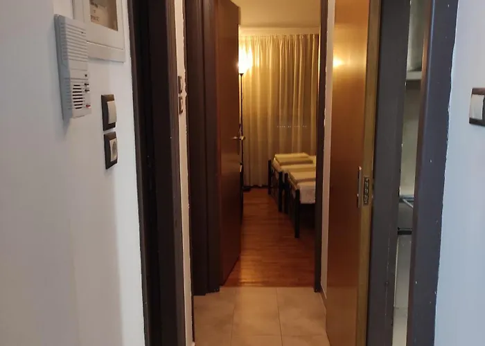Cosy Apartment On Dragon Street Athens, Greece