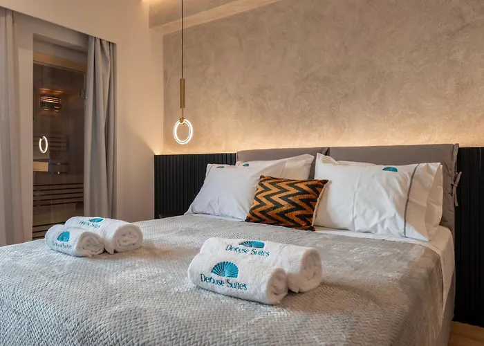 Derouse Eva Suite Jacuzzi & Sauna Athens, Greece
