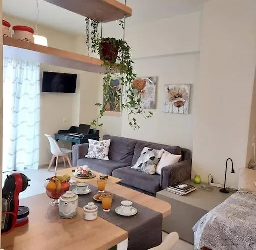 Sunny Studio Near Metro Αθήνα, Ελλάδα