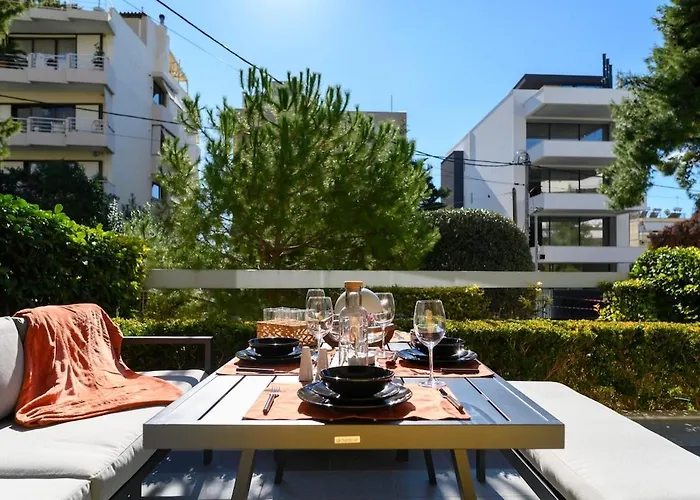 Athenian Riviera Prestige 2 Bedroom, Ελλάδα