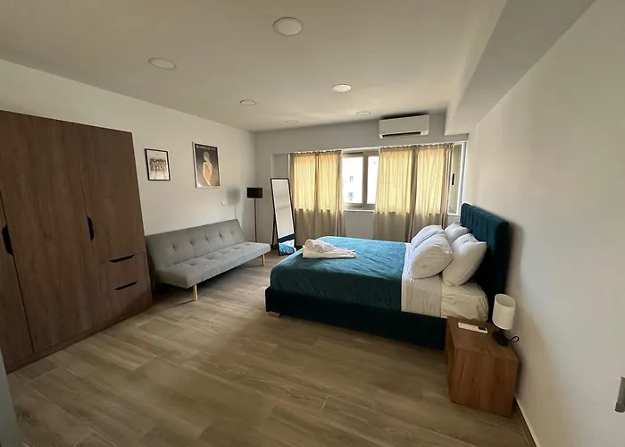 Academys Modern Apartments By Athens Urban Retreat, Grecja