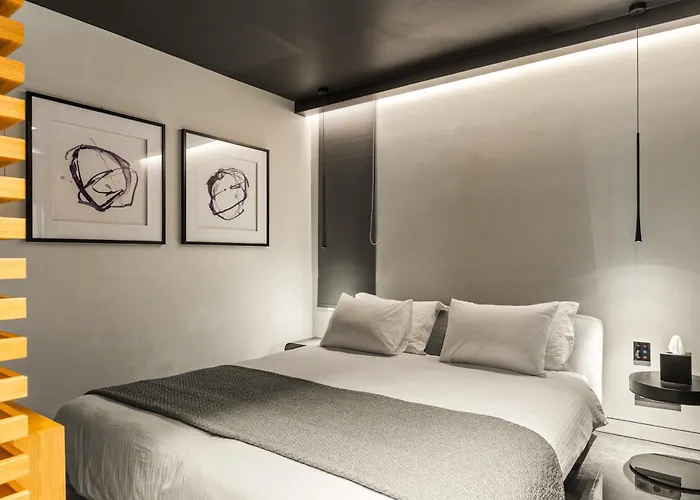 Athens Dom Hotel, Ελλάδα