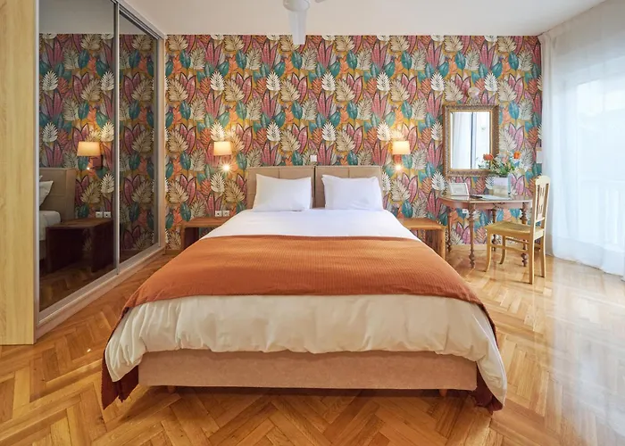 Rastoni Athens Suites Near Acropolis, Grecia