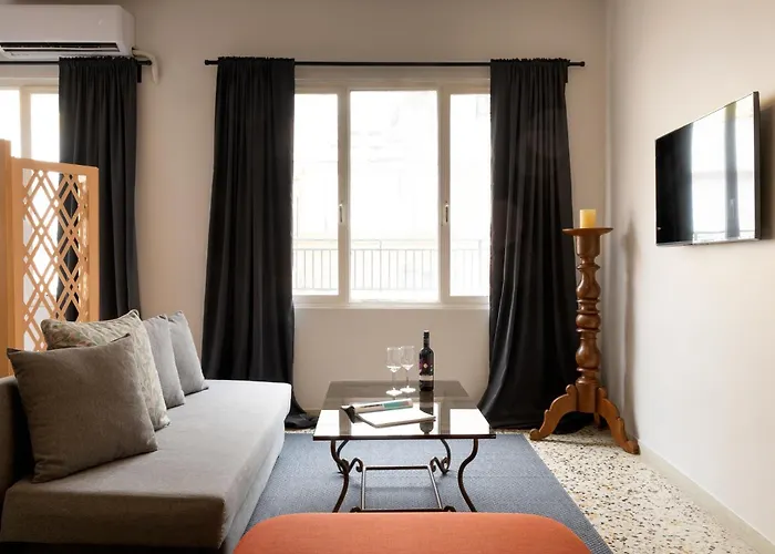 Studio Pittaki - Large Studio In Athens Historic Center, Near Acropolis, Grecia