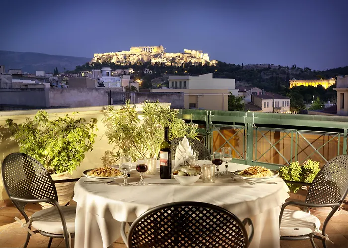 Jason Inn Atenas, Grecia
