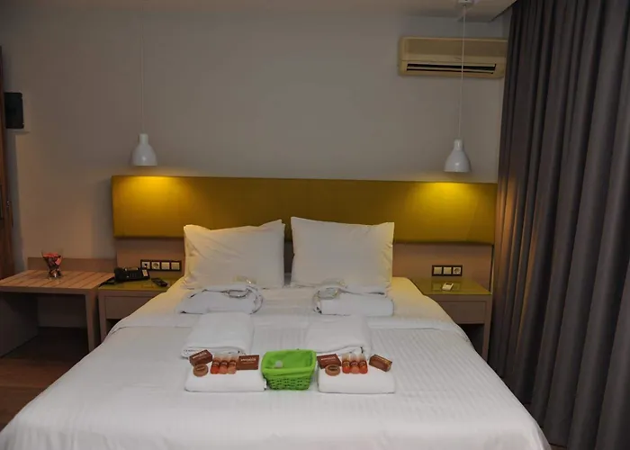 Elements Rooms & Apartments Atene, Grecia