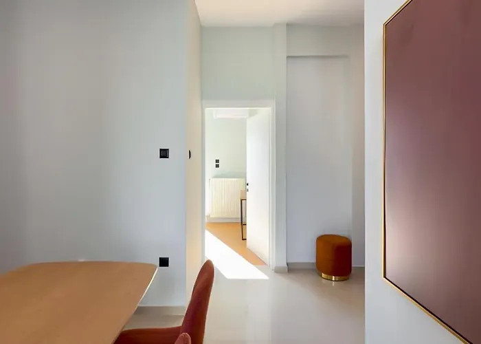 Athenian Metro Apartments, Ελλάδα