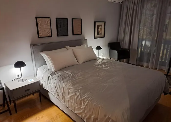 Trilogycentral Atenas, Grecia