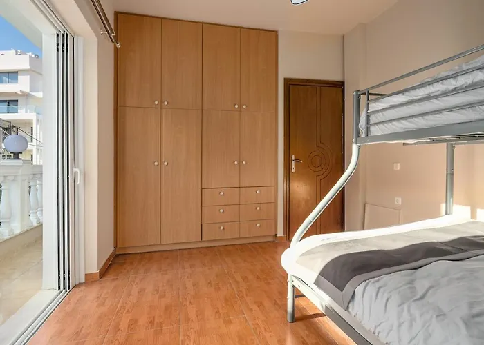 Casa Antigone-Cozy Athens Stay Near Metro Mall, Ελλάδα