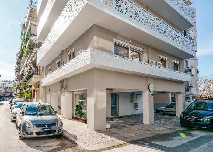 Brand New Building Deluxe Apartments With Parking Nearby Train Ateny, Grecja