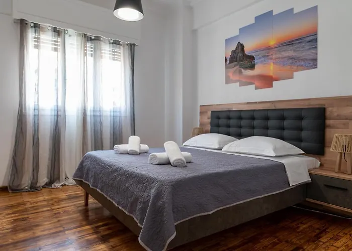 Entire Apt, 2Nd Floor, Next To Metro Αθήνα, Ελλάδα