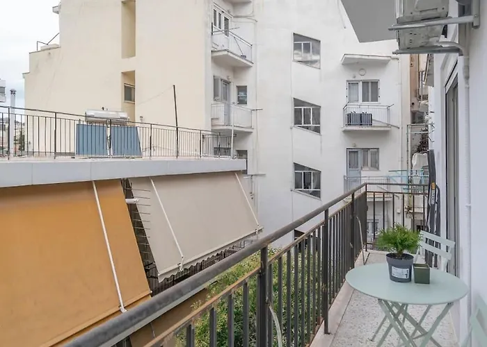 Athens Comfort Loft, Ελλάδα