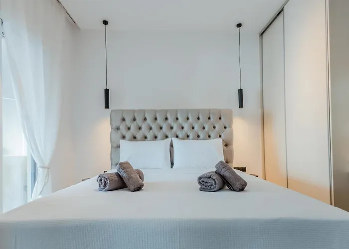 Chara Apartment In Plaka, Under The Acropolis Athens, Greece