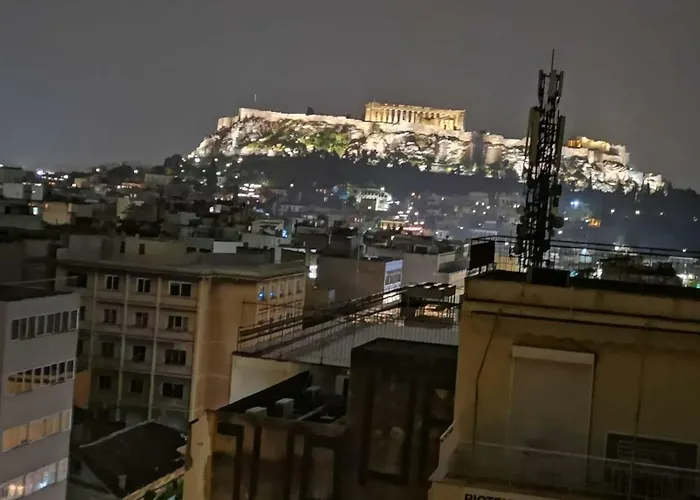 Ferienwohnung Triple A - Acropolis View In Psiri Athens - Free Parking!, Griechenland