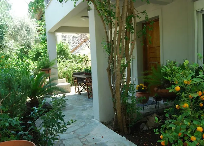 Affordable Luxury Garden Apartment Αθήνα, Ελλάδα