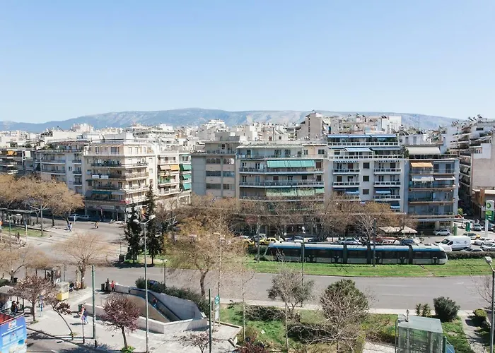Museum Of Modern Art Rooms In Apartment, Next To Metro Suggrou Fix, Walk To Acropolis Athen, Griechenland