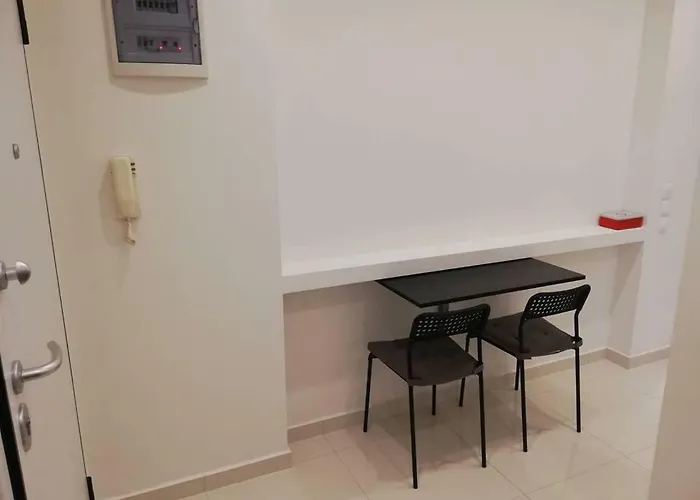 White Lux Apartment For 2 Vipgreece Atene, Grecia