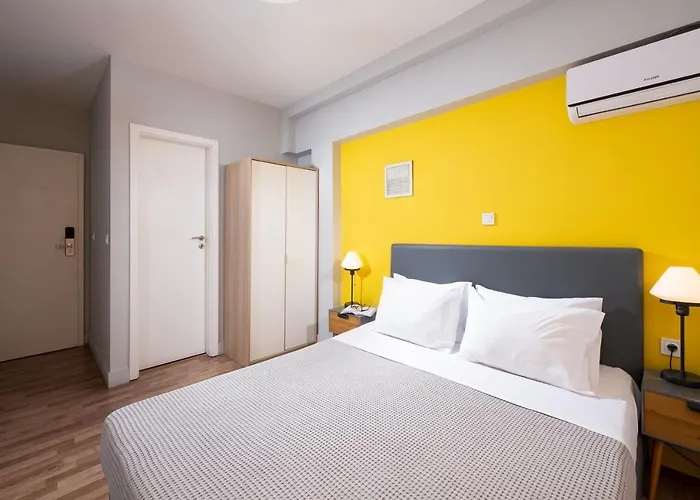 Enattica Syntagma Living