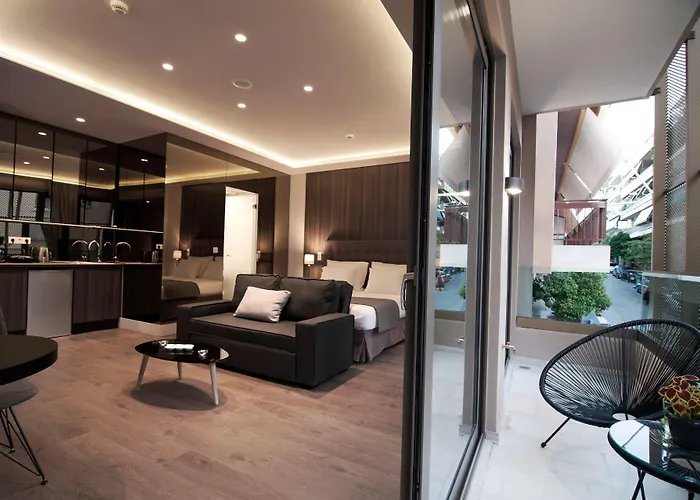 Athens Platinum Rooms And Suites