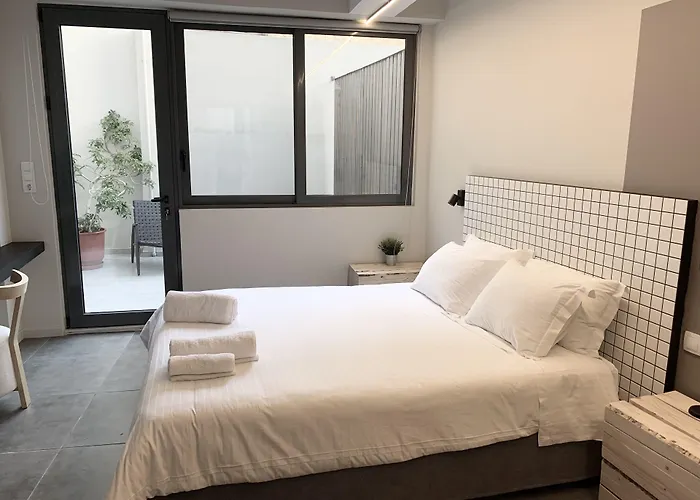 M17 Studios & Suites In The Heart Of Athens