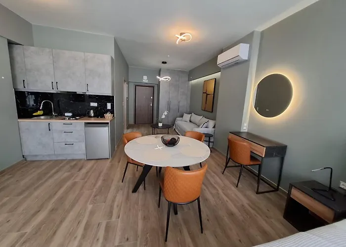Amazing Apartments @ Monastiraki Subway Station