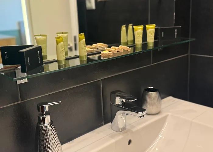 Elite Ermou Suites